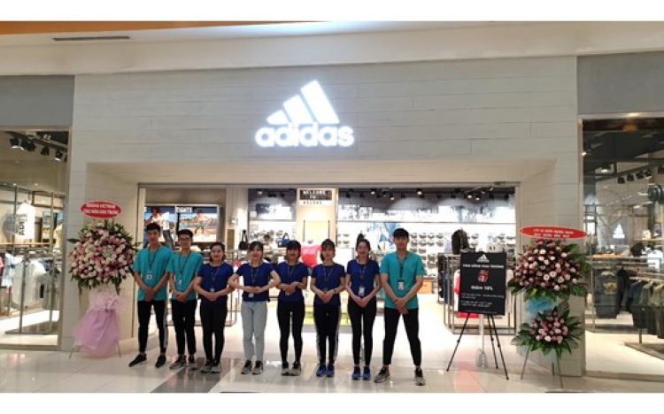 Shop giay adidas on sale o binh duong